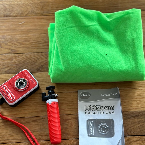 VTECH CREATOR CAMERA, AND WATCH! - Picture 3 of 5